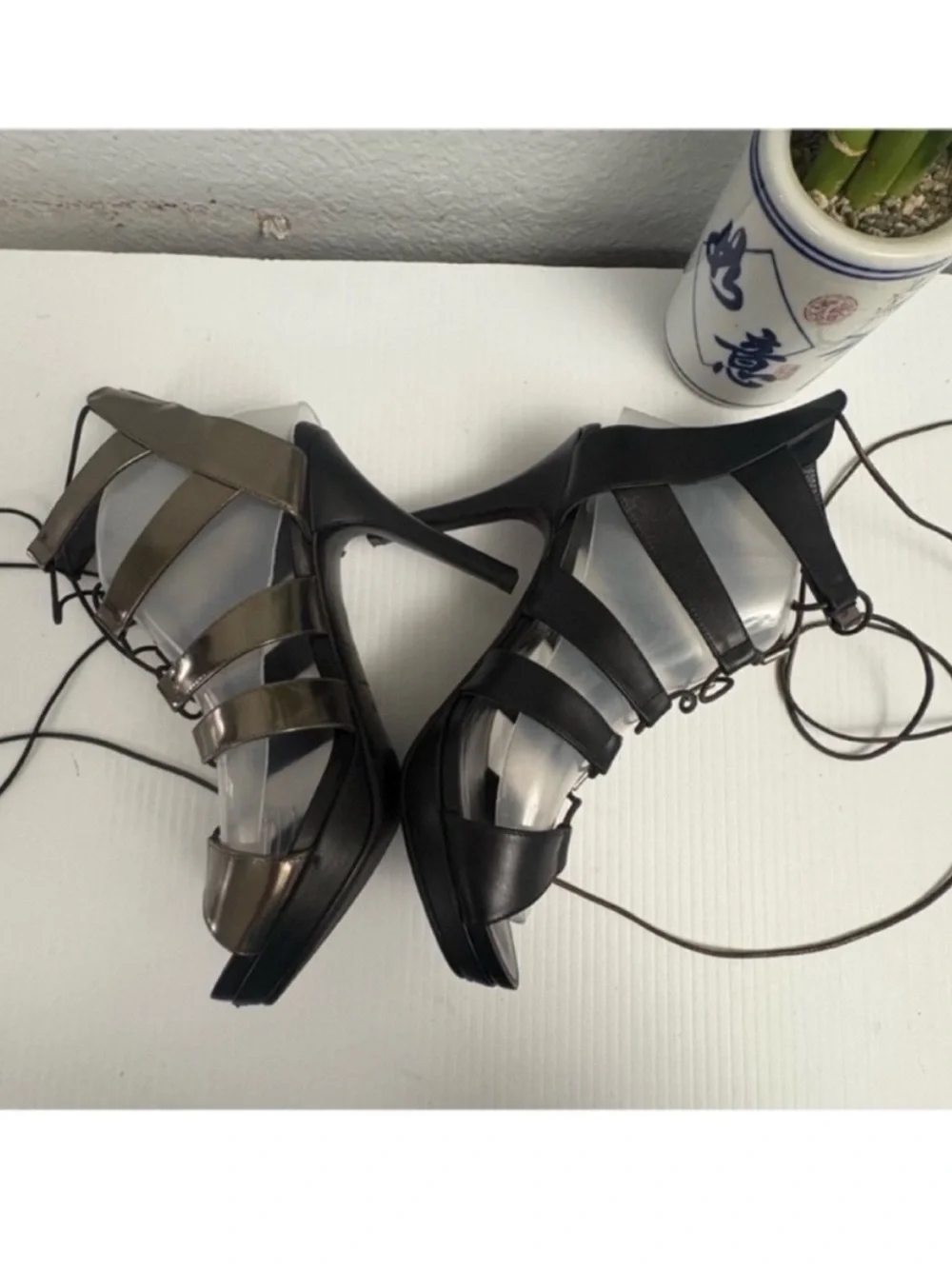 THESIS Couture Gladiator Black Silver Metallic Strappy High Heel Sandals Sz 39